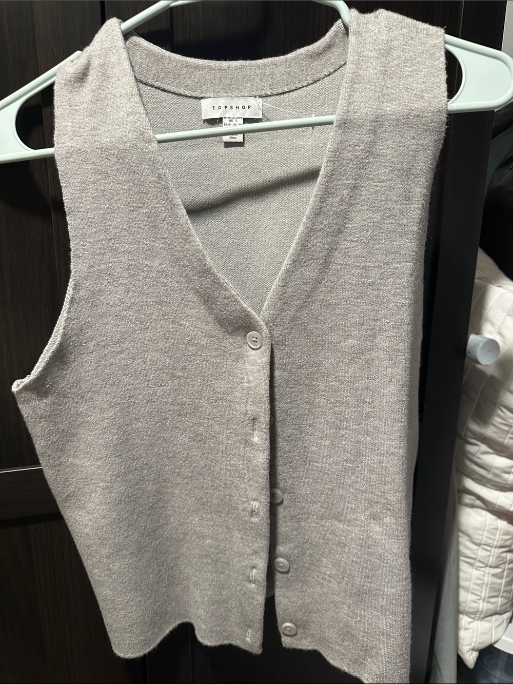 Topshop Gray Sleeveless V-Neck Button Front Knit Vest